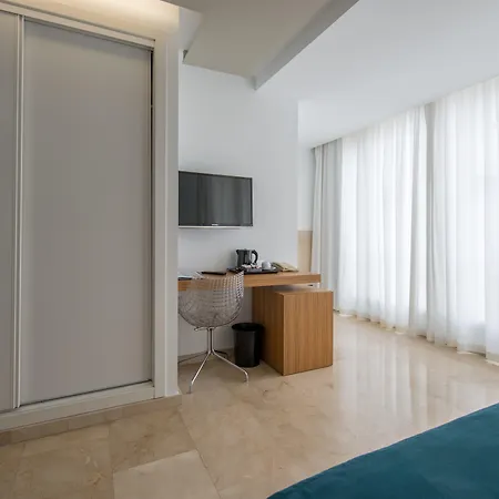 Apartmanhotel Climia Belroy 4 Sup